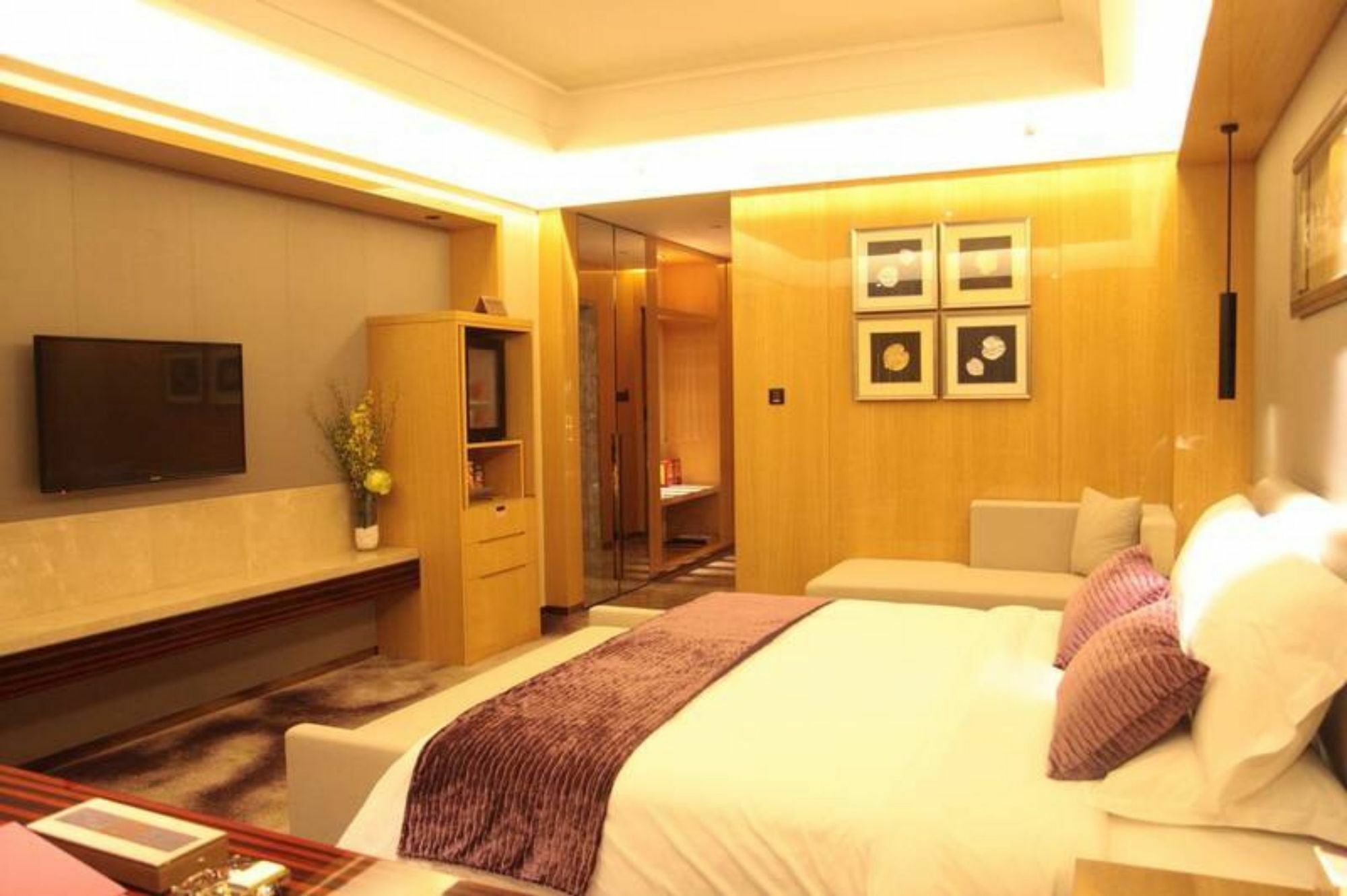 Swan Lake Recreation Hotel Foshan Bagian luar foto